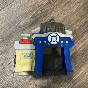 Transformers Rescue Bot Bank Heist